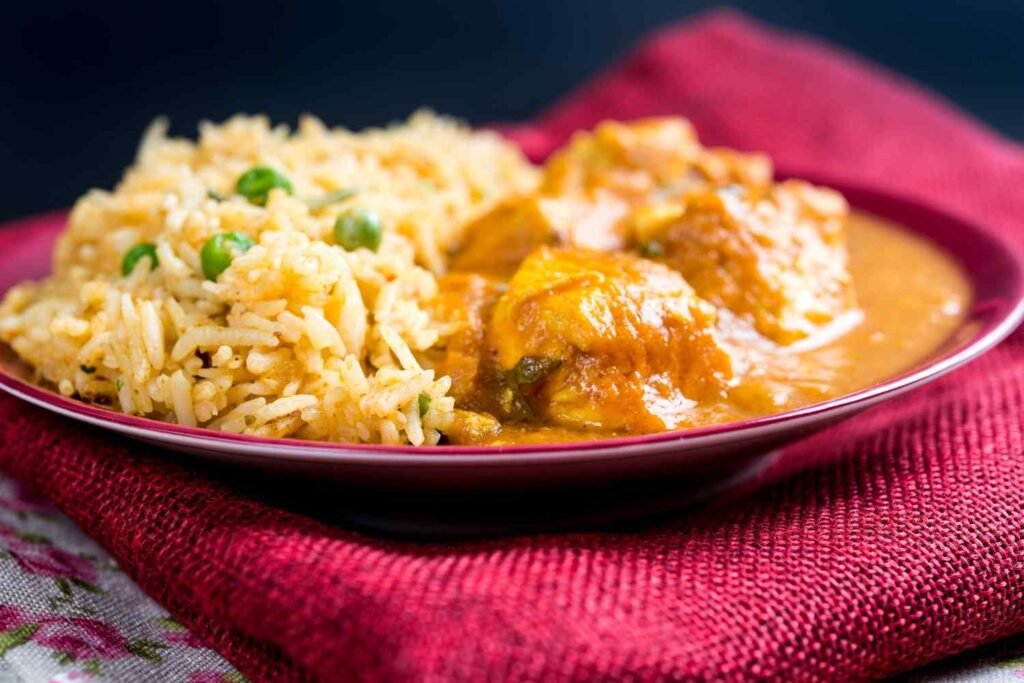 close up of veg rice with chicken in etobicoke